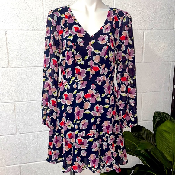 Floral Long Sleeve Open Back Dress - Picture 2 of 11